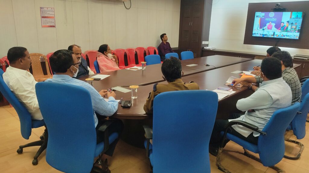 सीएम श्री शिवराज सिंह चौहान ने वीसी के माध्यम से की जनजाती गौरव दिवस तैयारियों की समीक्षा