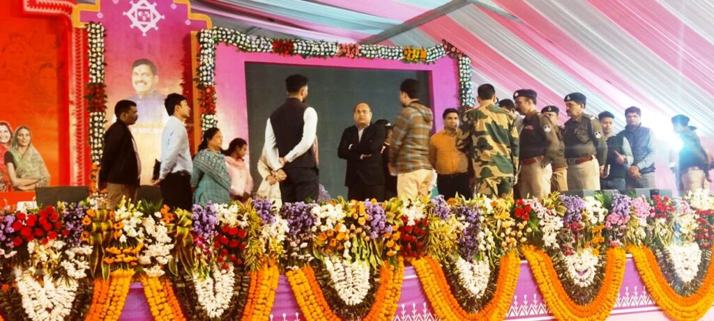 राज्यस्तरीय कार्यक्रम स्थल का निरीक्षण किया